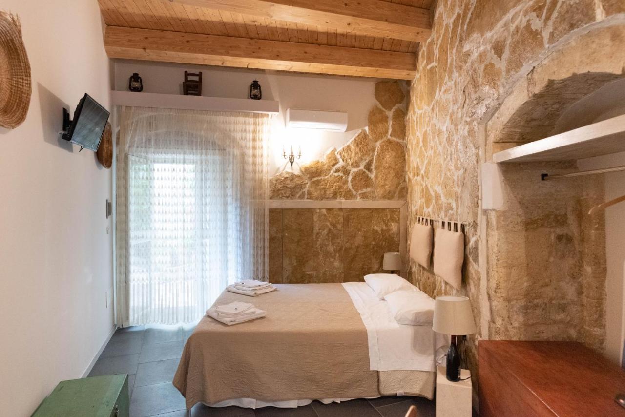 Cuturissi Hospitality & Wellnees Bed & Breakfast Рагуза Екстериор снимка