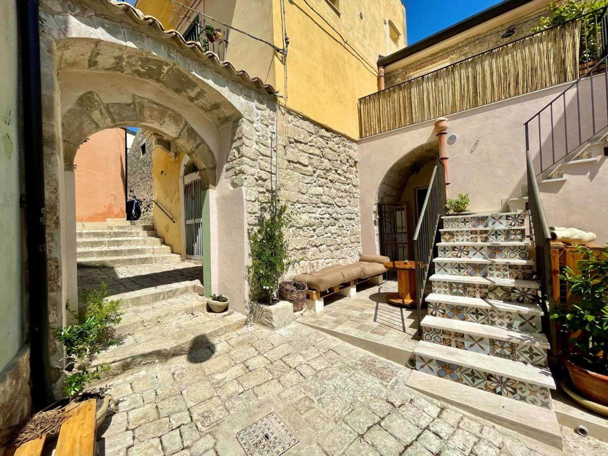 Cuturissi Hospitality & Wellnees Bed & Breakfast Рагуза Екстериор снимка